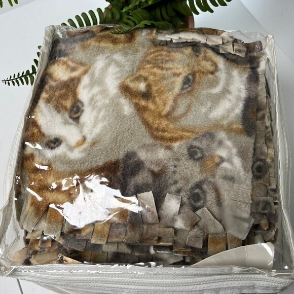 JoAnn Exclusives Rag Time Quilt Easy Sew Family Fleece Blanket 63 Squares CATS - Picture 2 of 4